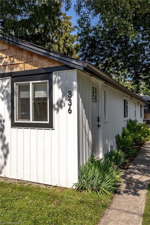 Property Photo:  336 Eastwood Avenue  ON L0S 1B0 