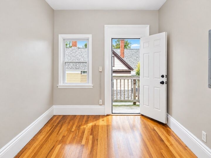 Property Photo: 73 Nesmith St 4 MA 01852