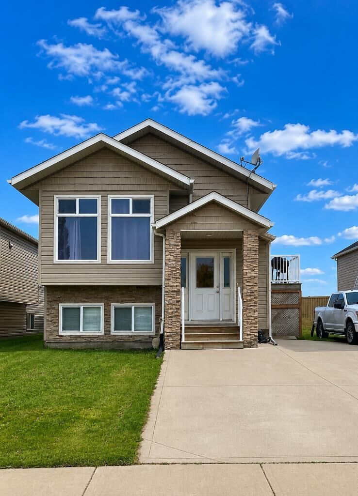 Property Photo:  7022 90 Street B  AB T8X 0C1 