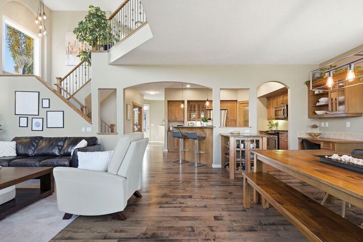 Property Photo:  76 Crystal Green Drive  AB T1S 2N7 