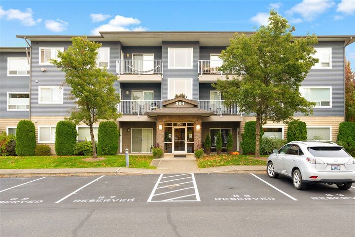 Property Photo:  504  Darby Drive 111  WA 98226 