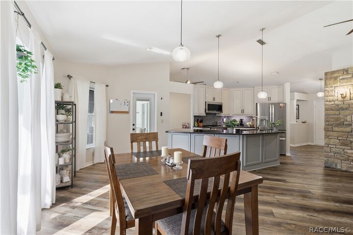 Property Photo:  1436 N Cherry Pop Drive  FL 34442 