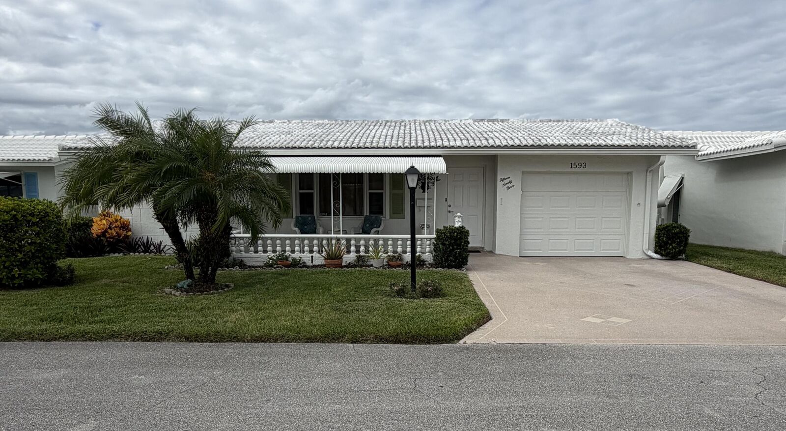 Property Photo:  1593 SW 14th Avenue  FL 33426 