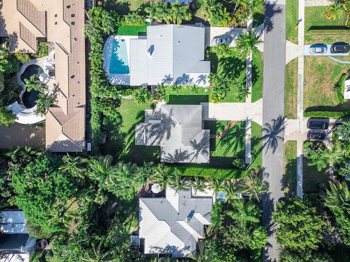 Property Photo: 102 NW 12th Street FL 33444