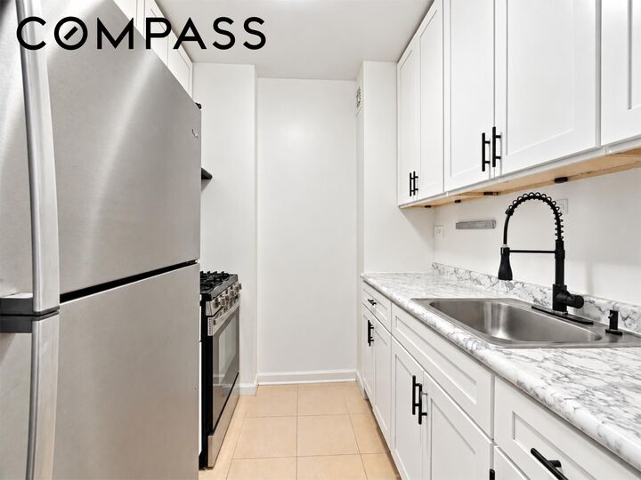 Property Photo:  2299 E 13th Street 1D  NY 11229 