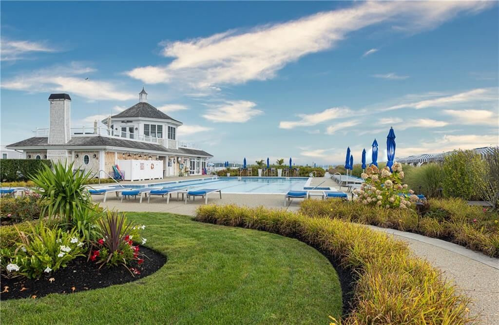 Property Photo: 44 Wimbledon Circle RI 02871
