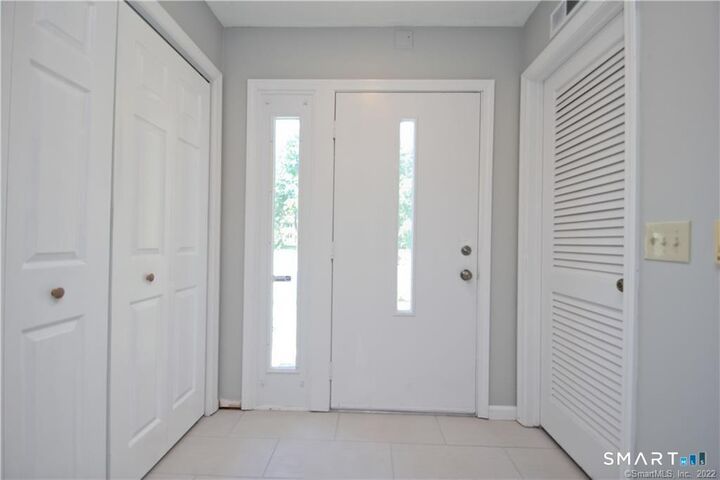 Property Photo:  216 East Bass Lane 216  CT 06078 