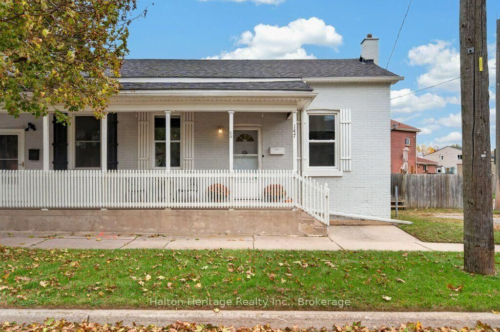 Property Photo: 147 Pearl Street ON N3T 3P5