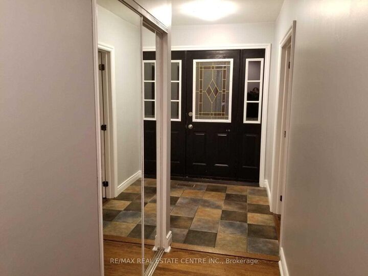 Property Photo:  363 Duncombe Drive  ON L7L 4M2 