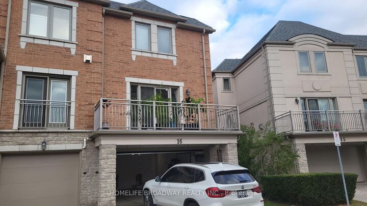 Property Photo:  9133 Bayview Avenue Th16  ON L4B 4C5 