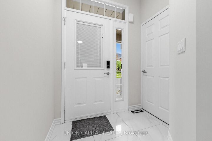 Property Photo:  54 Maple Meadows Lane  ON L6A 2X5 