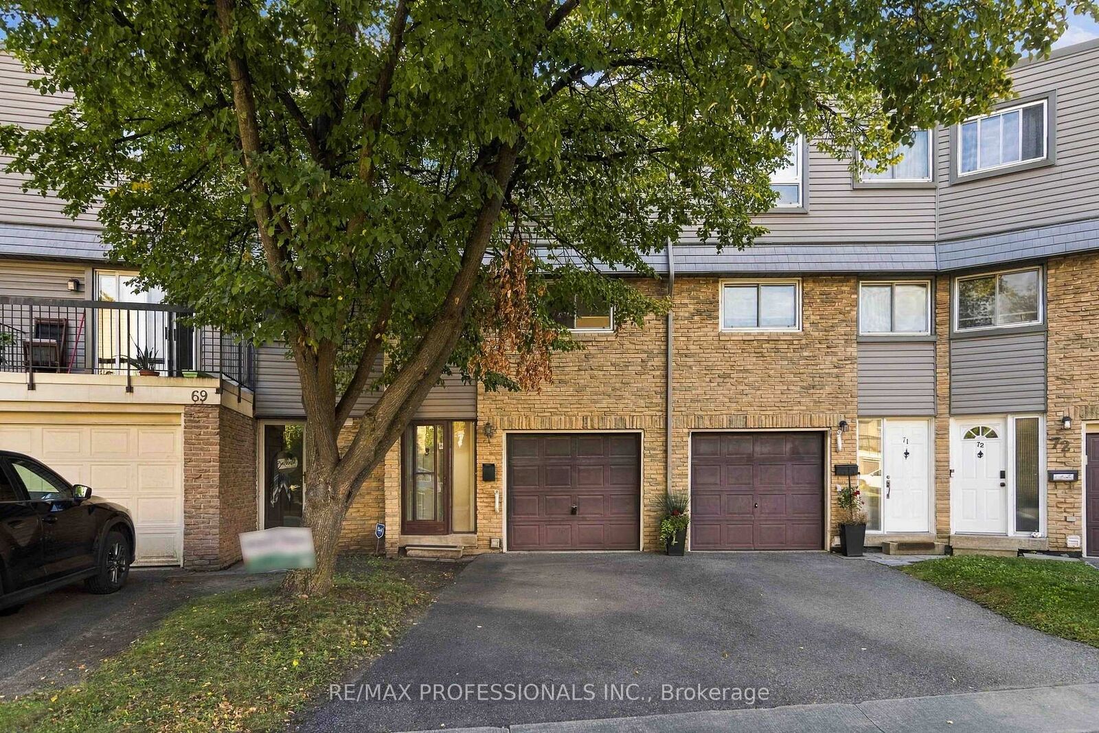 Property Photo:  2315 Bromsgrove Road 70  ON L5J 4A6 