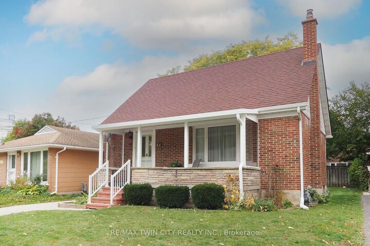 Property Photo:  44 Ruby Street  ON N2M 3E3 
