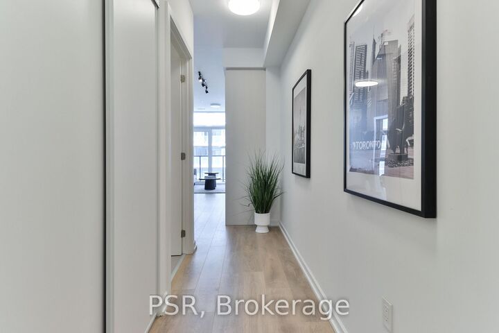 Property Photo:  10 Graphophone Grove 2305  ON M6H 0E5 