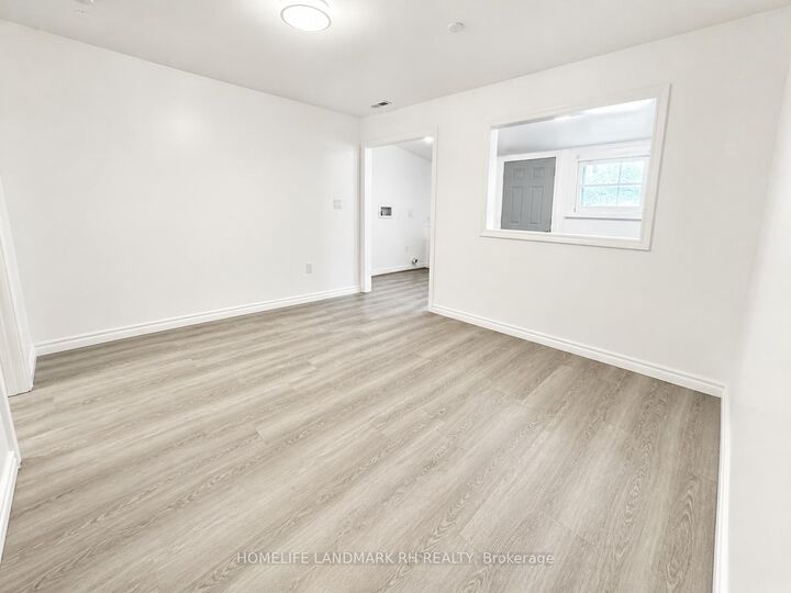 Property Photo:  25066 Commodore Road 102  ON L0K 1A0 