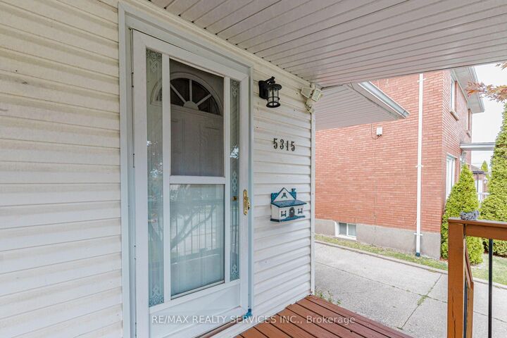 Property Photo:  5315 Ontario Avenue  ON L2E 3R7 