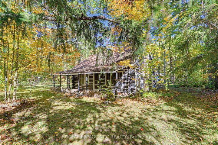 Property Photo:  910 Bernard Avenue  ON L0S 1N0 