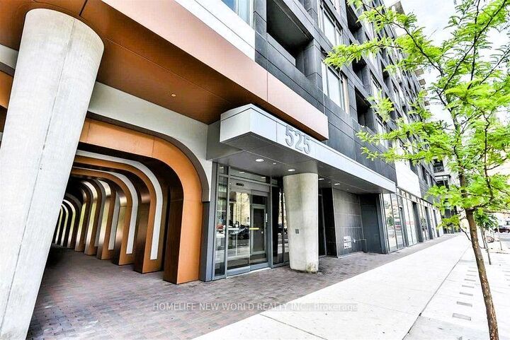 Property Photo:  525 Adelaide Street W 719  ON M5V 1T6 