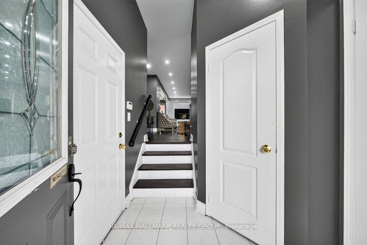 Property Photo:  3155 Cabano Crescent  ON L5M 0C5 