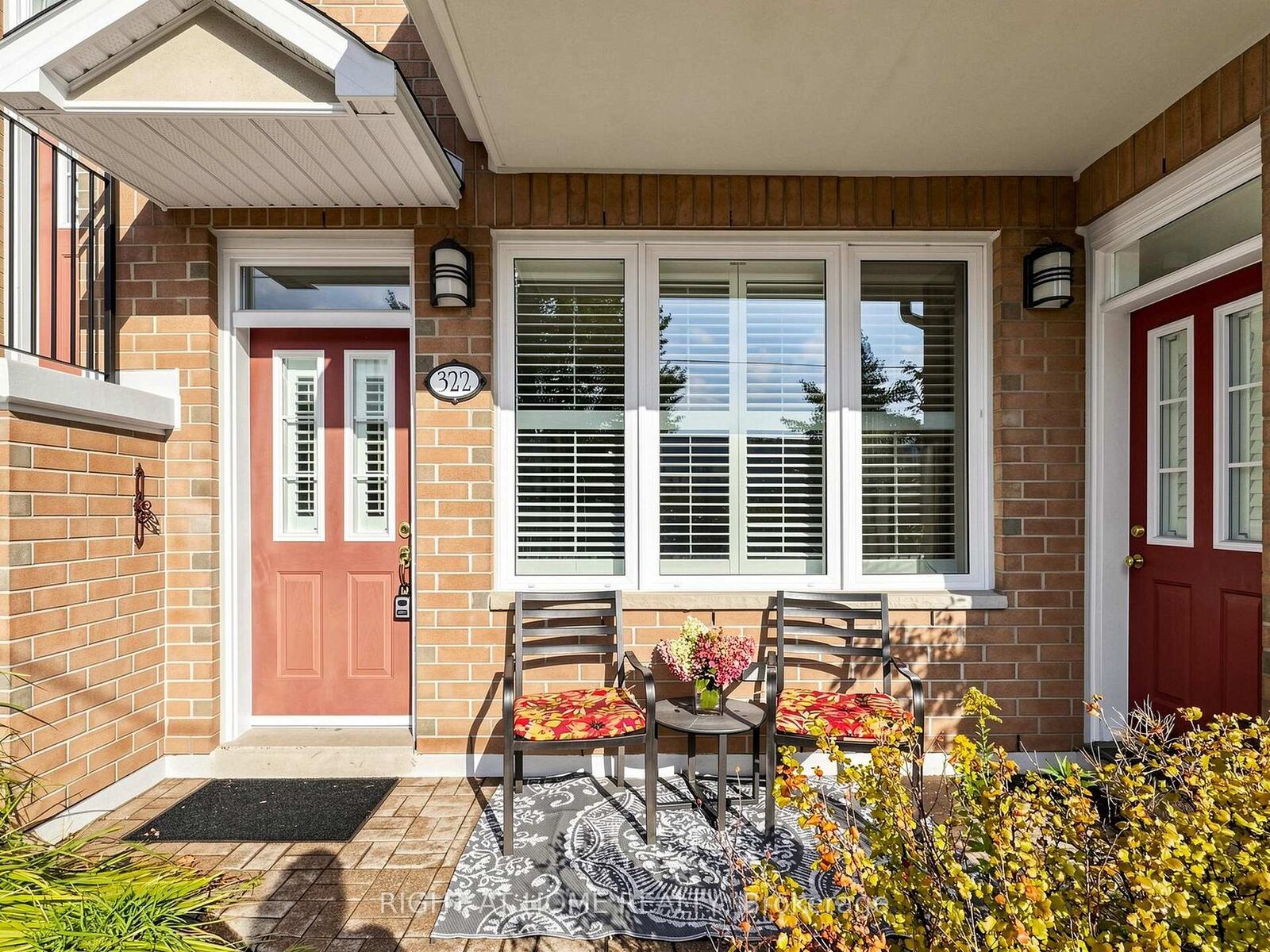 Property Photo:  322 Grandview Way  ON M2N 6V3 
