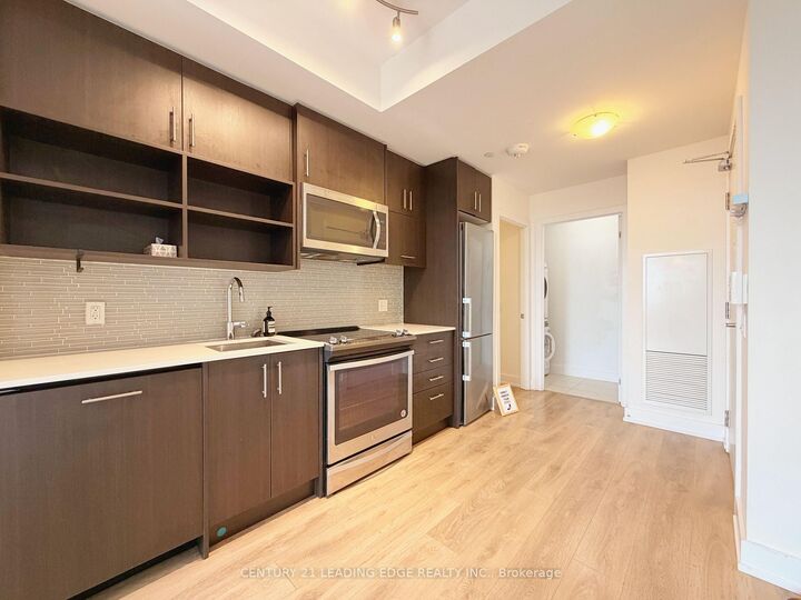 Property Photo:  128 Fairview Mall Drive 1206  ON M2J 0E8 
