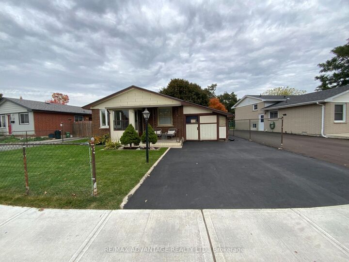 Property Photo:  60 Wexford Avenue  ON N5V 1L9 