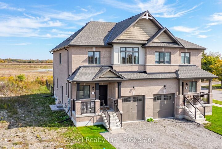 Property Photo:  3 Bakogeorge Street  ON K9V 0E3 