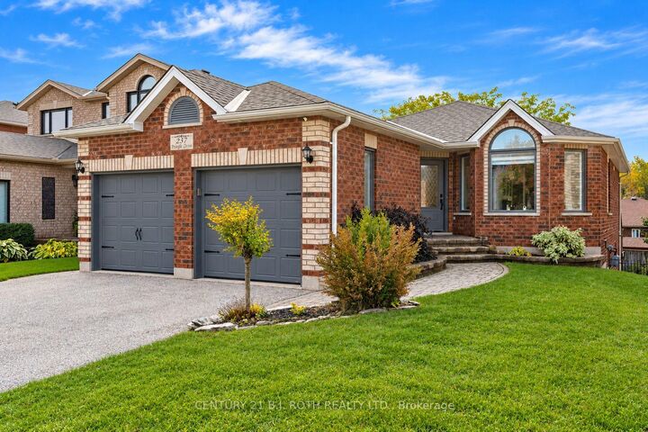 Property Photo:  237 Pringle Drive  ON L4N 0P4 