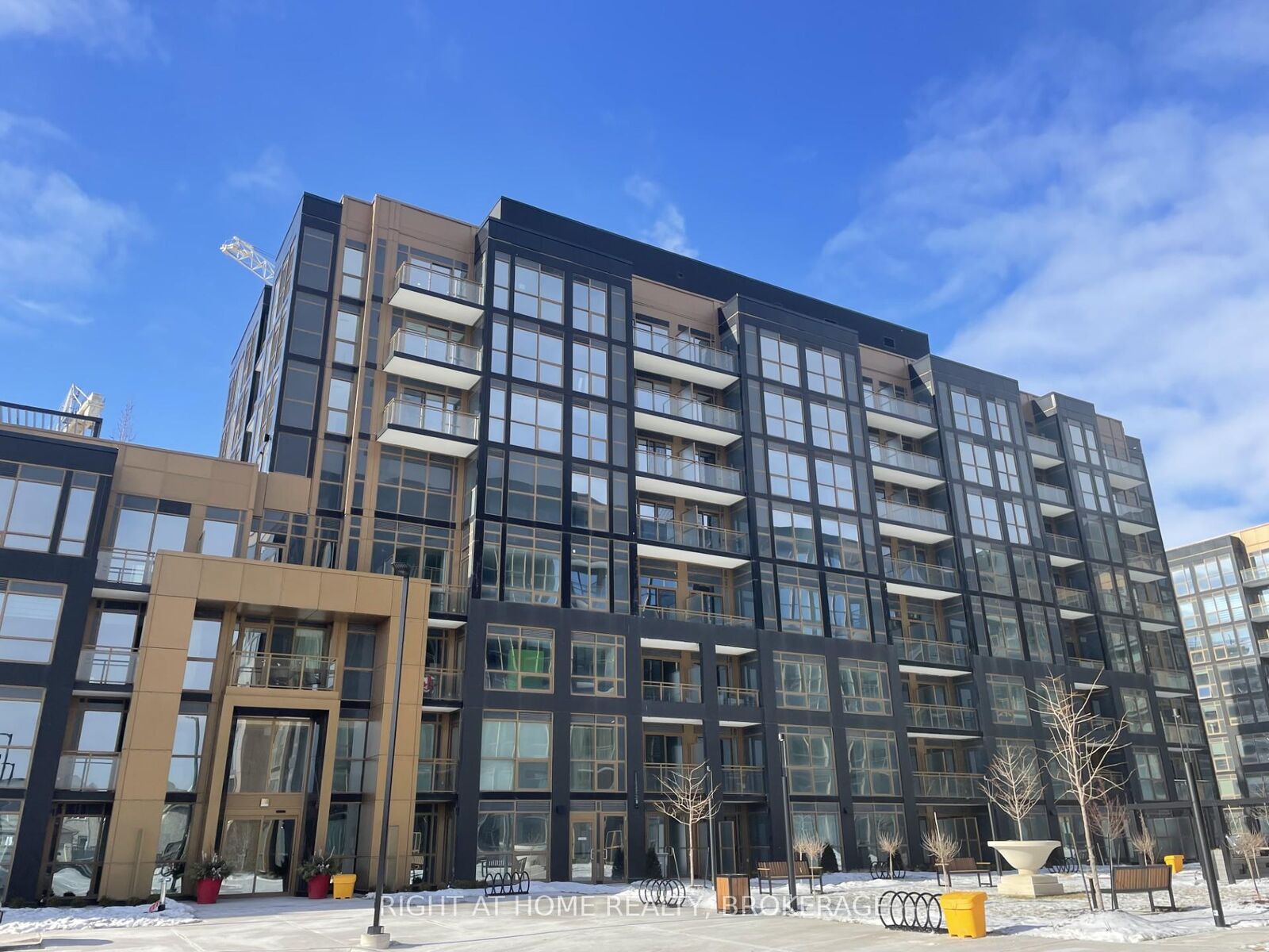 Property Photo:  2333 Khalsa Gate 605  ON L6M 5R6 