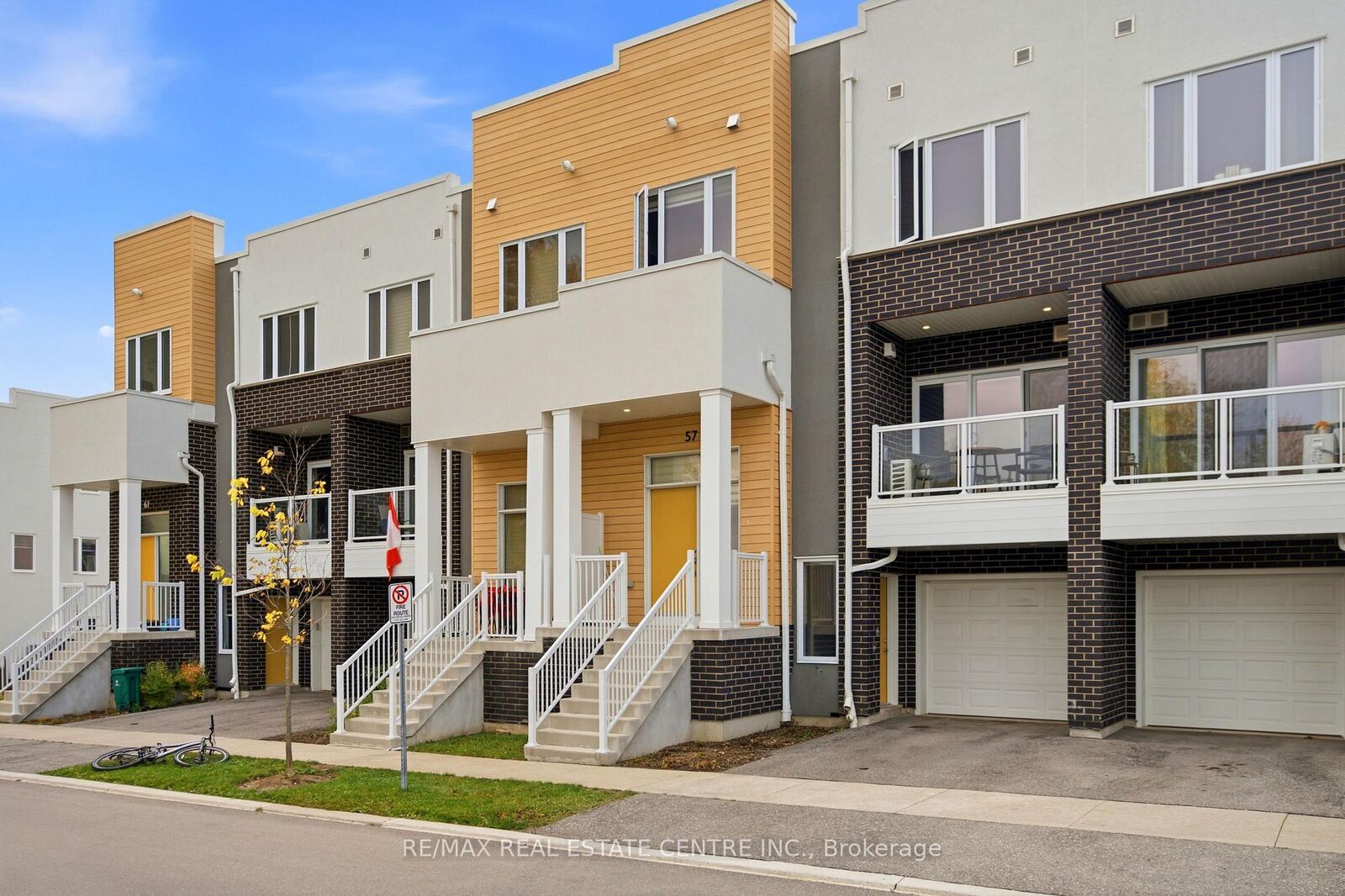Property Photo:  57 Progress Crescent  ON N2R 0K1 