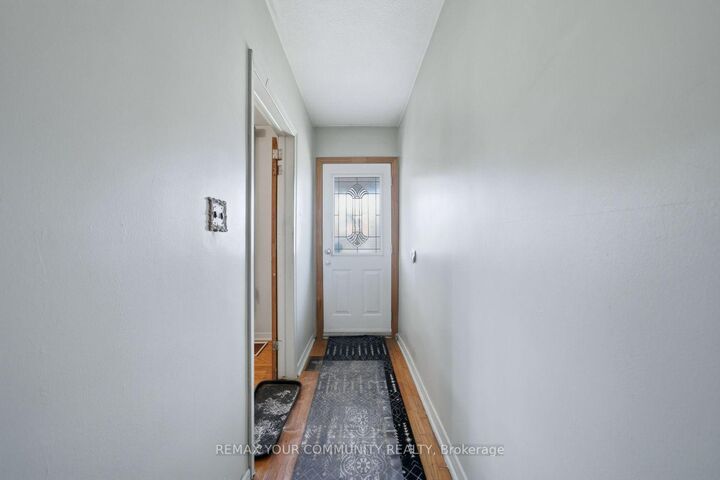 Property Photo:  279 McRoberts Avenue  ON M6E 4P8 