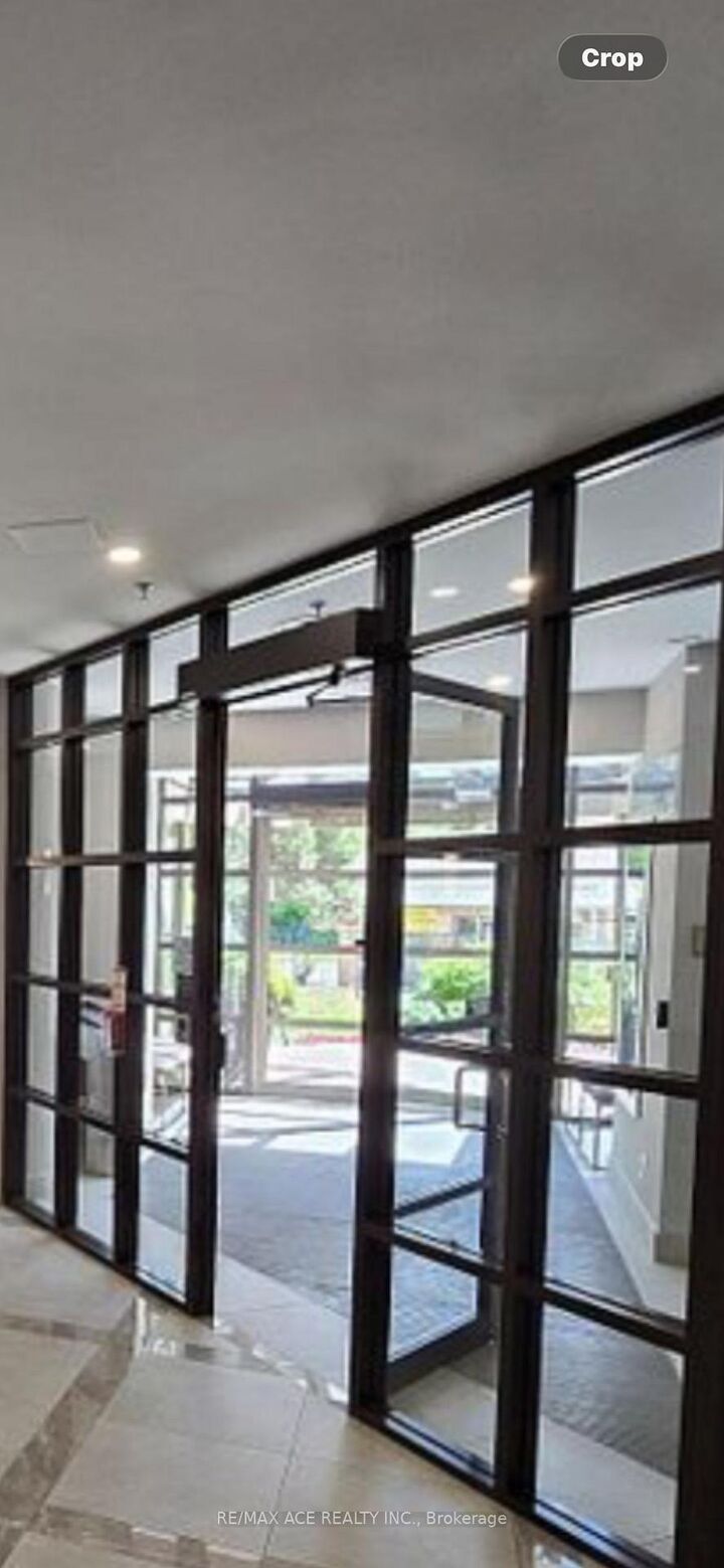 Property Photo:  115 Omni Drive 2106  ON M1P 5B4 