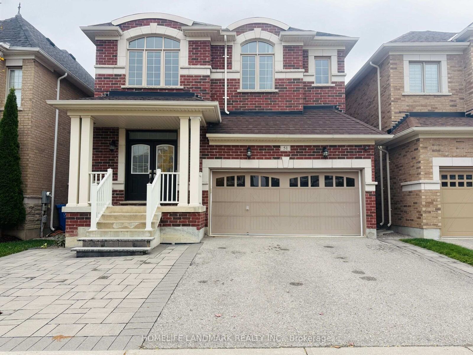 Property Photo:  51 Cobb Street  ON L4G 0W7 