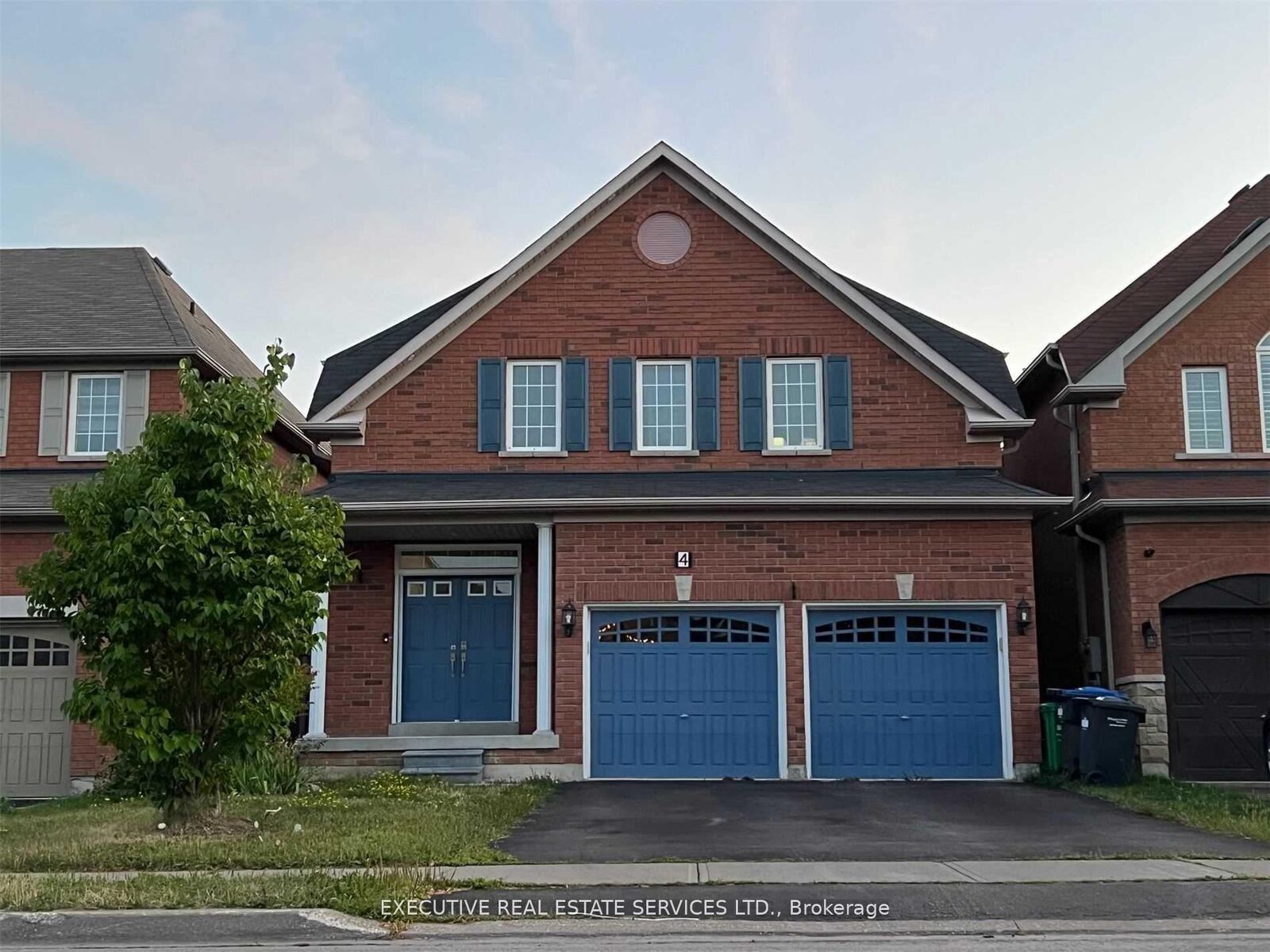 Property Photo:  4 Long Meadow Road  ON L6P 2A5 