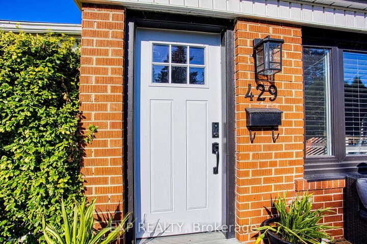 Property Photo:  429 Elizabeth Street  ON L3M 3K9 