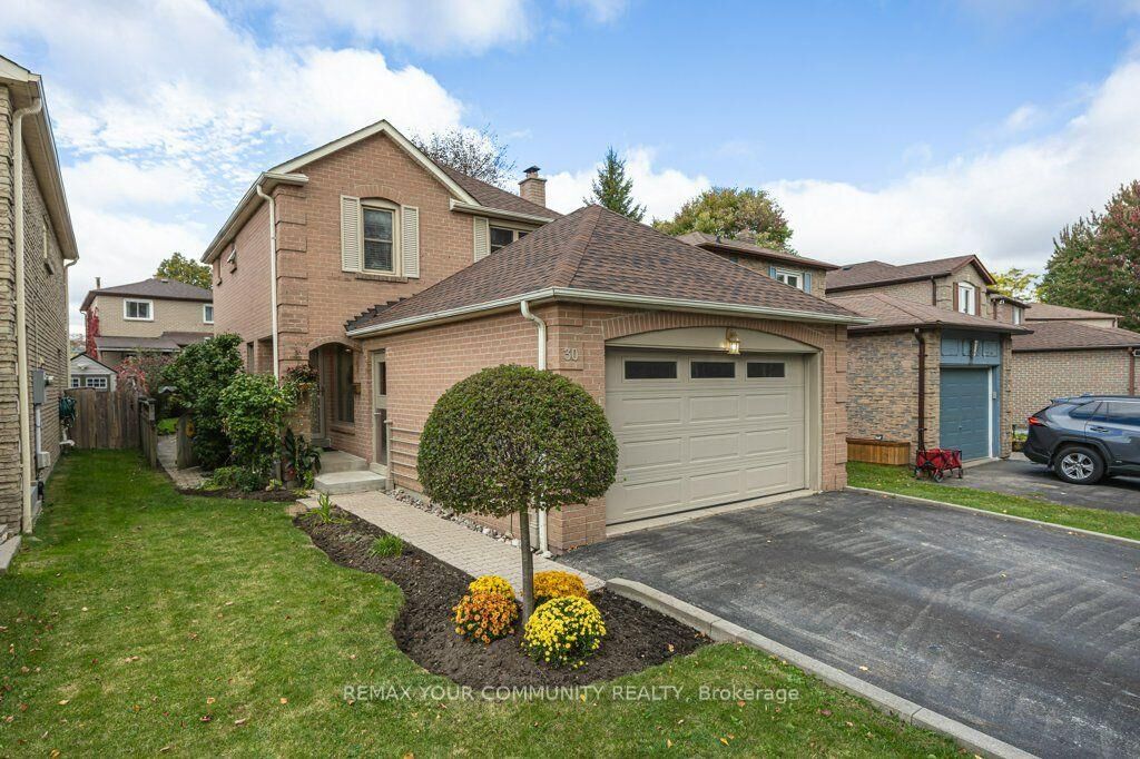 Property Photo:  30 Radford Drive  ON L1T 2H8 