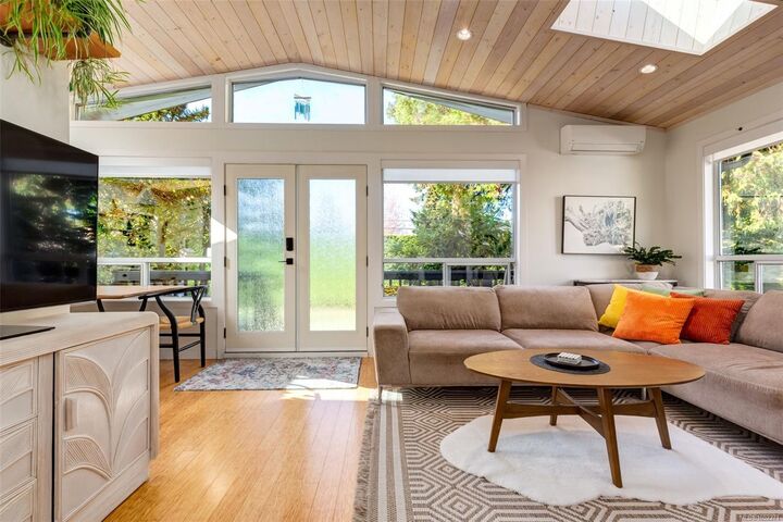 Property Photo:  778 Shorewood Dr  BC V9P 1S1 