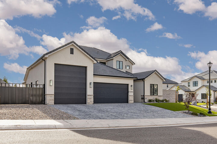 Property Photo:  6204 S Bespin Ln  UT 84790 
