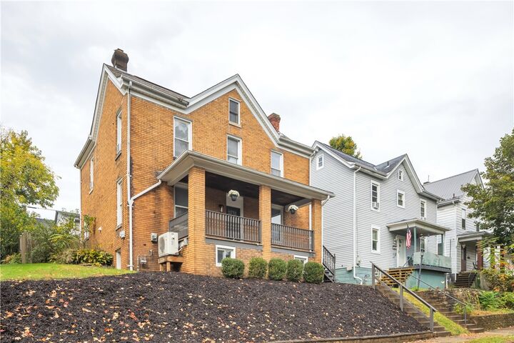 Property Photo:  754 Sidney St.  PA 15601 
