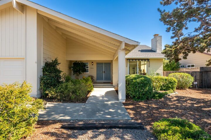 Property Photo: 8826 Oakmont Drive CA 95409