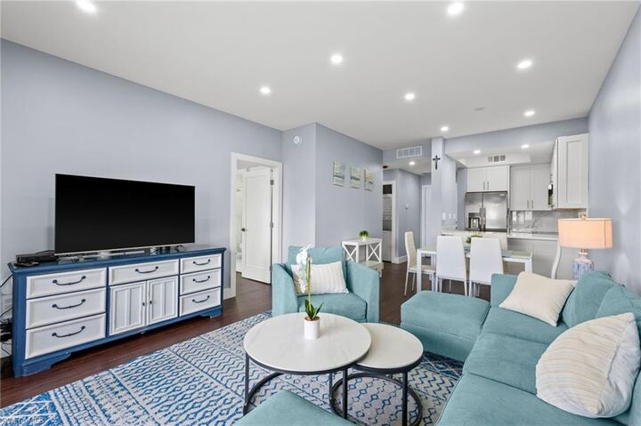 Property Photo:  3322 Olympic Dr 222  FL 34105 