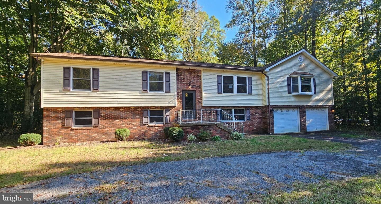 Property Photo:  20270 Beauvue Court  MD 20650 