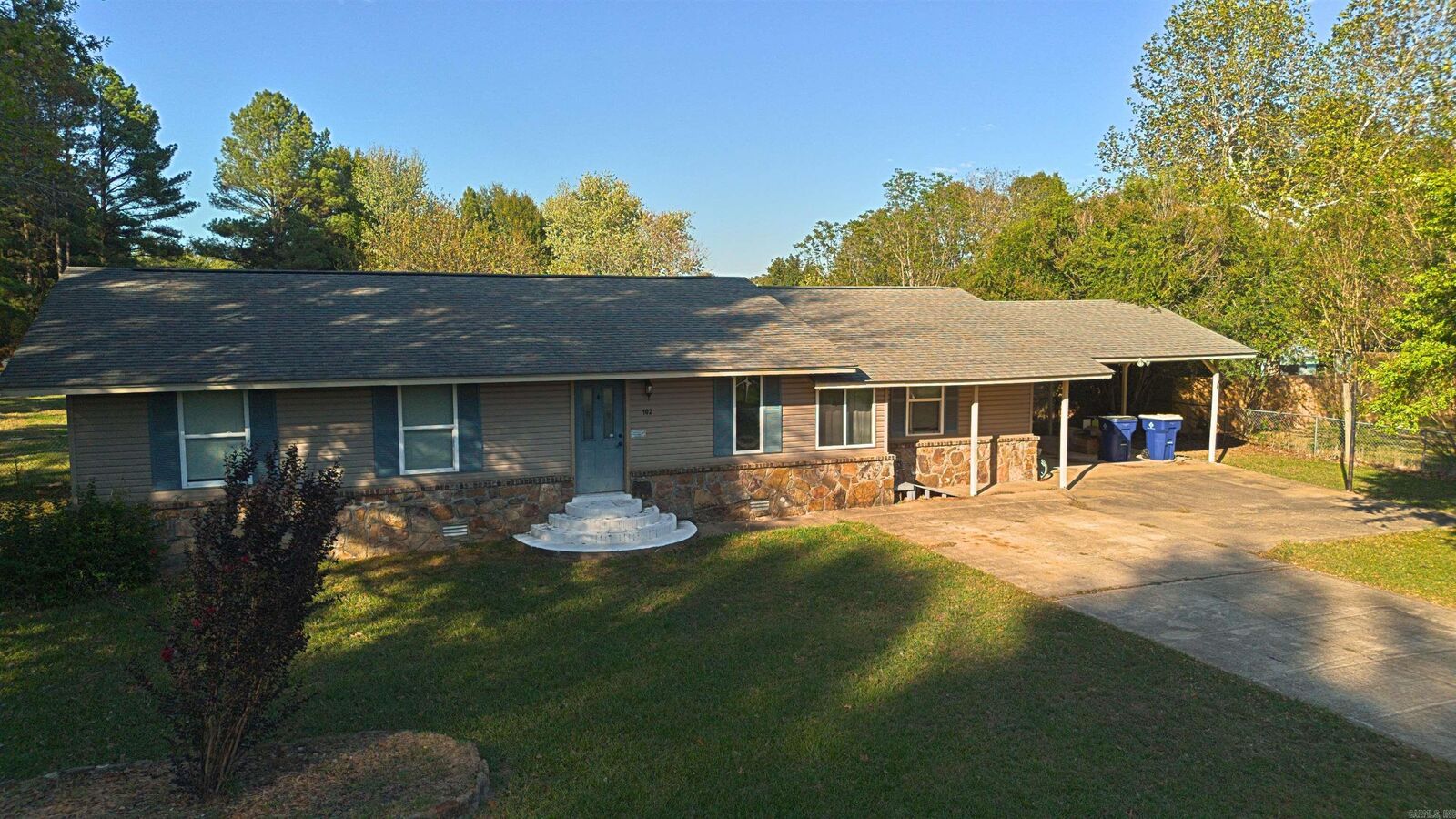 Property Photo: 102 Brungardt Drive AR 72023
