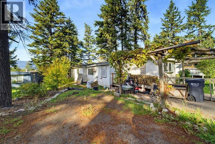 Property Photo:  4137 Spallumcheen Drive 18  BC V0E 1B6 