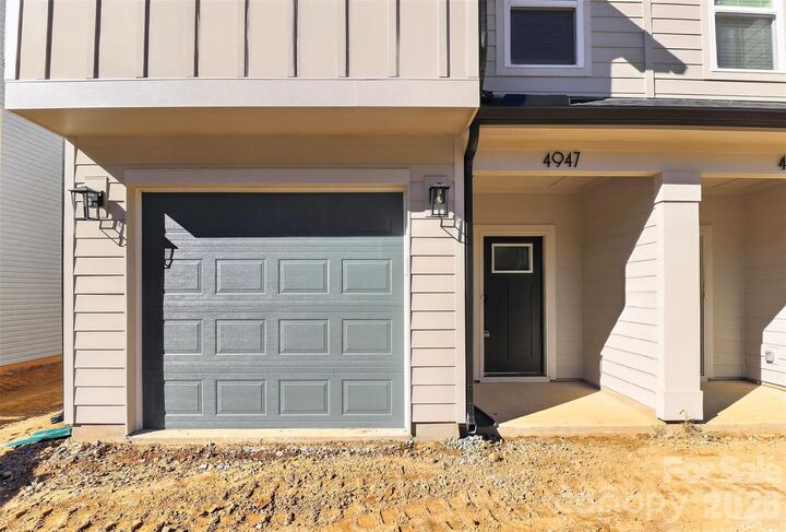 Property Photo:  4947 Curtiswood Drive  NC 28213 