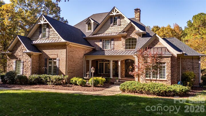 Property Photo:  1427 Merrimont Avenue  NC 28086 