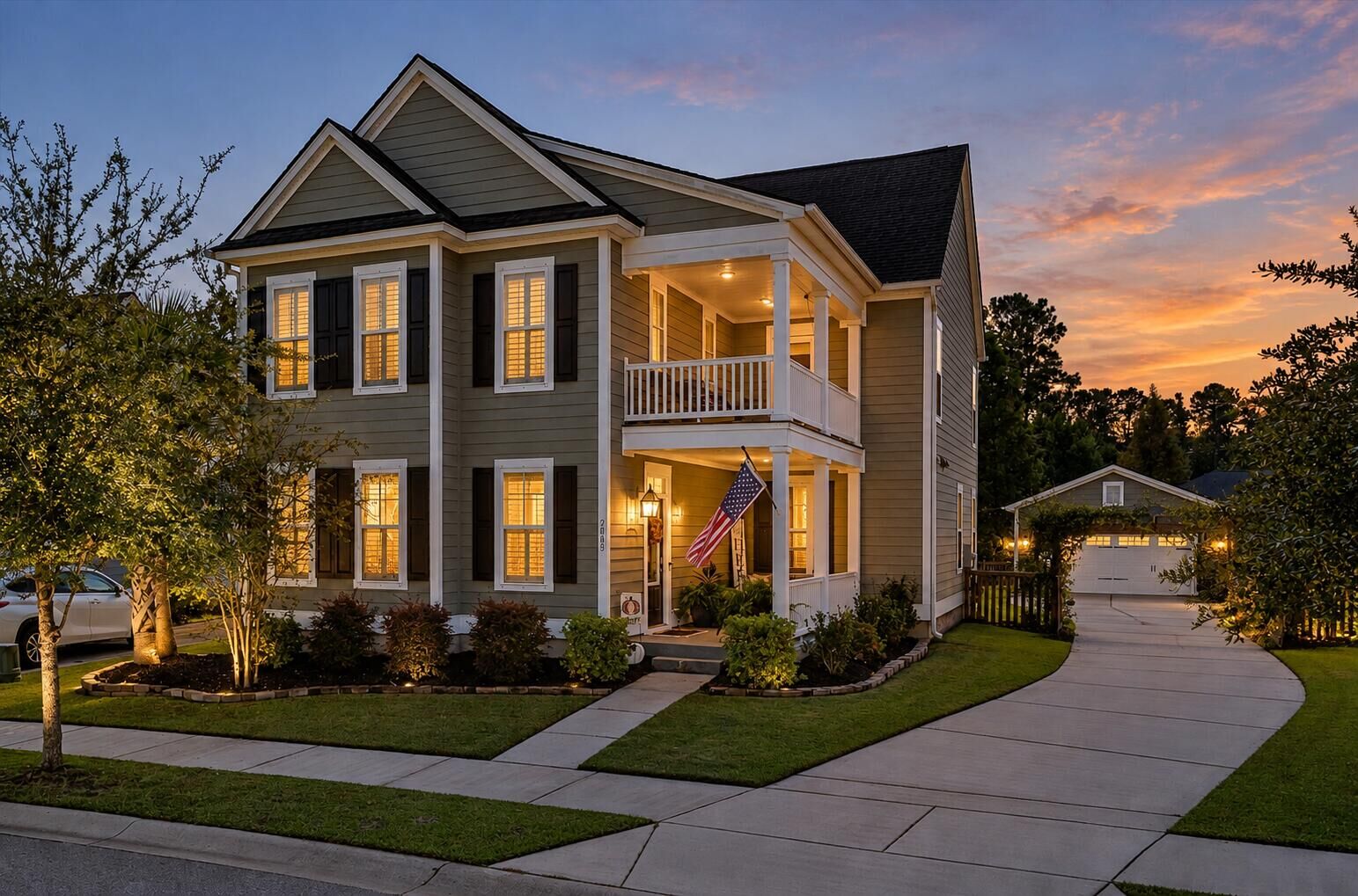 Property Photo: 2889 Rutherford Way SC 29414