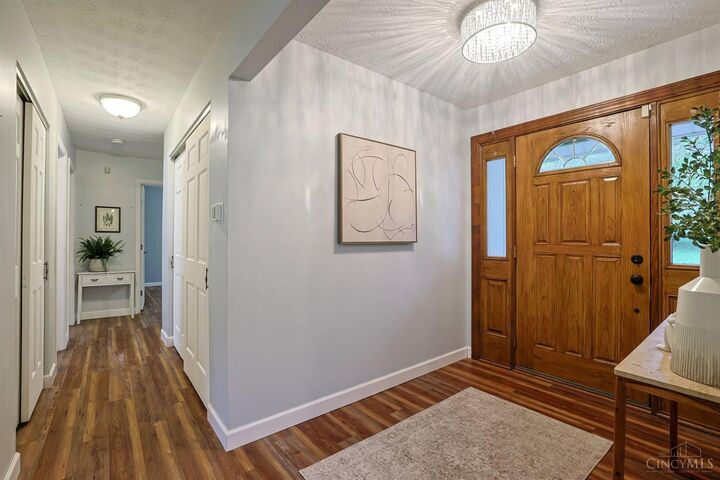 Property Photo:  5628 Red Oak Court  OH 45014 