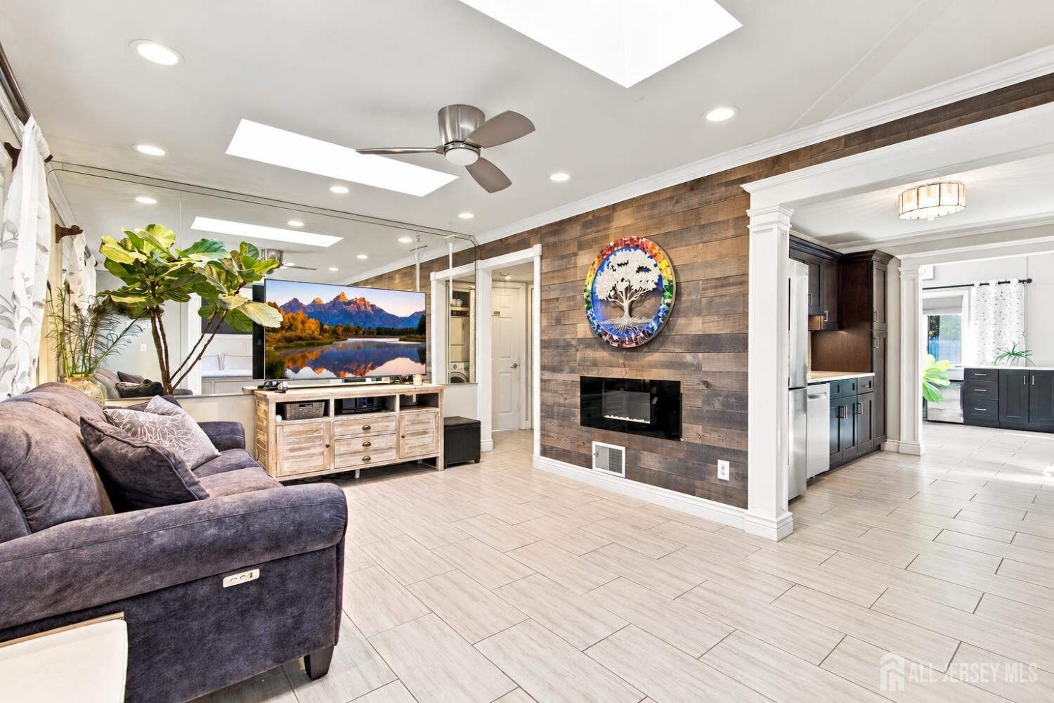 Property Photo: 12 E Knollwood Road NJ 08817