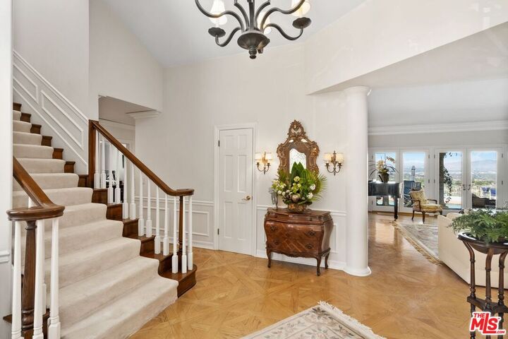 Property Photo:  3324 Alana Dr  CA 91403 